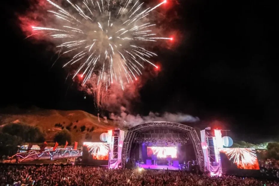 Festival Rhythm & Vines (Gisborne) que se celebra en año nuevo con fuegos artificiales